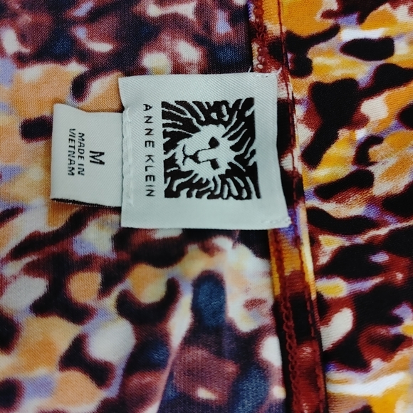 Anne Klein Faux Wrap Top Size M - Picture 8 of 8